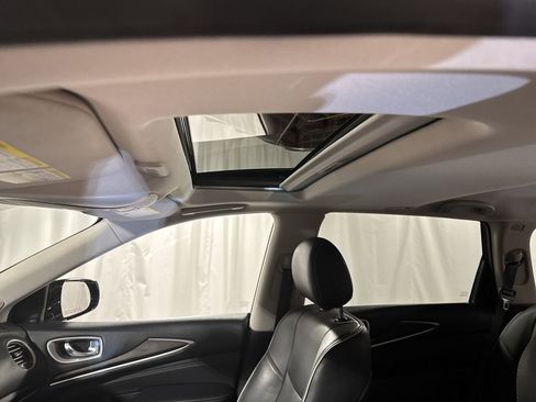 Used 2019 INFINITI QX60 Luxe w/ Essential Package image 28