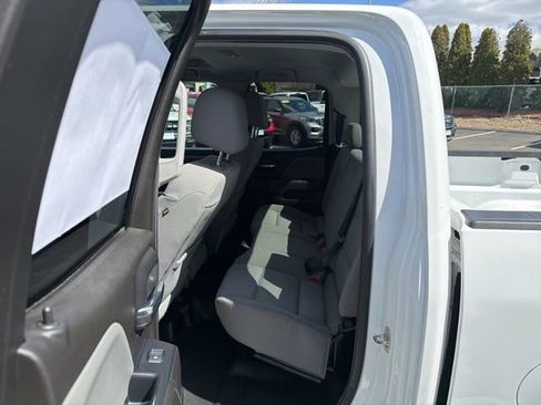Used 2019 Chevrolet Silverado 1500 Custom AWD/4WD image 18