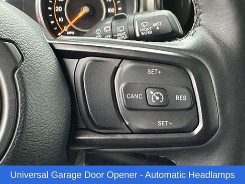 Used 2018 Jeep Wrangler Unlimited Sport S image 11