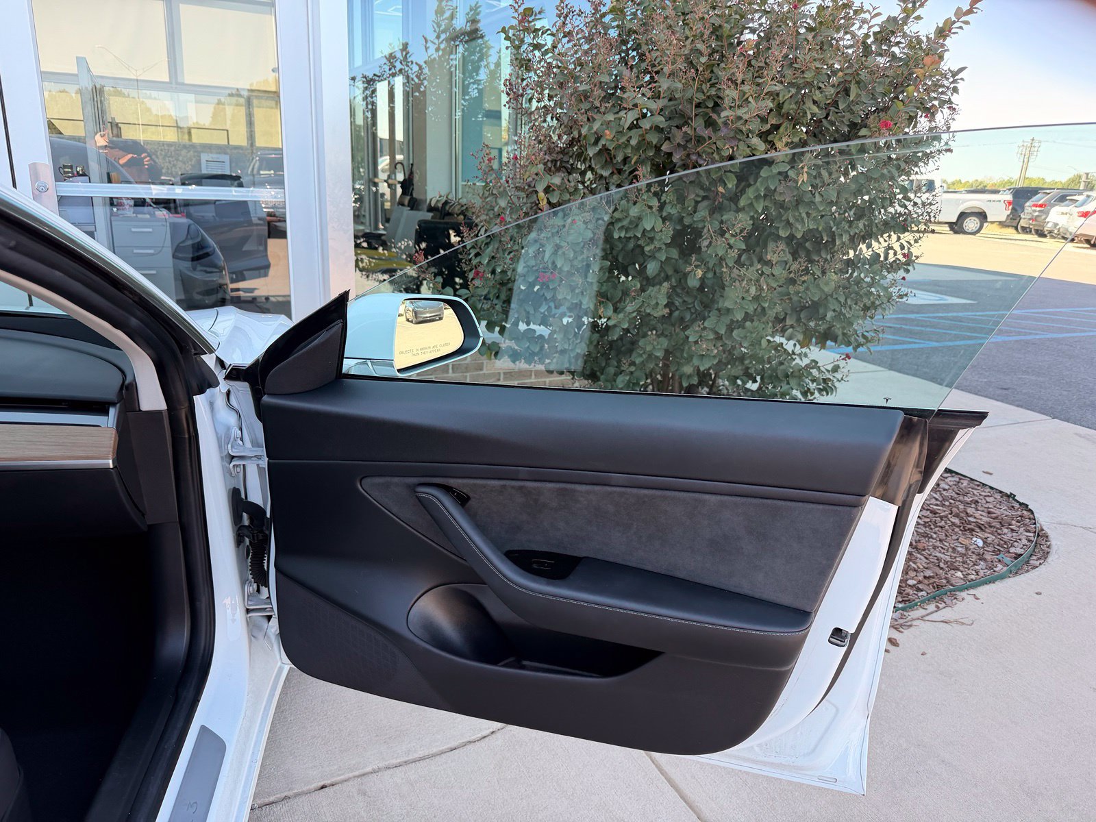 Used 2018 Tesla Model 3 Long Range AWD/4WD image 23