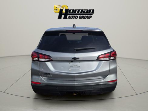Used 2024 Chevrolet Equinox LS w/ LS Convenience Package image 4