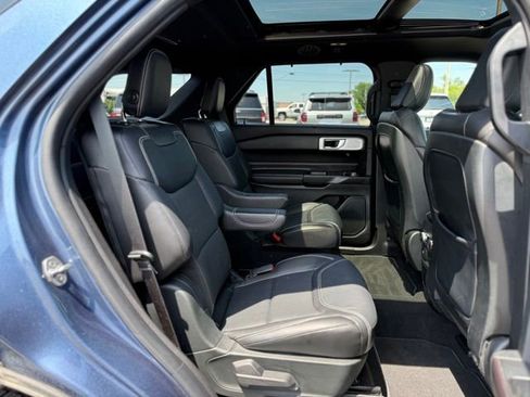 Used 2020 Ford Explorer ST w/ Premium Technology Package AWD/4WD image 18