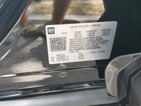 Certified 2024 Buick Encore GX Avenir w/ Avenir Convenience Package FWD image 31