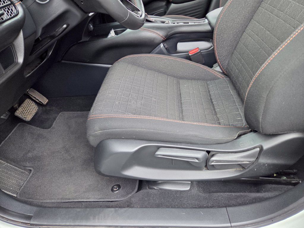 Used 2024 Honda HR-V Sport image 14