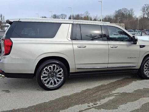 Certified 2023 GMC Yukon XL Denali Ultimate w/ LPO, Floor Liner Package image 9