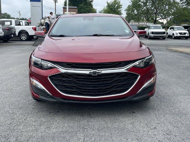 Used 2024 Chevrolet Malibu RS FWD image 2