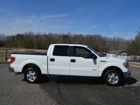 Used 2013 Ford F150 XLT w/ Mid Equipment Group image 58