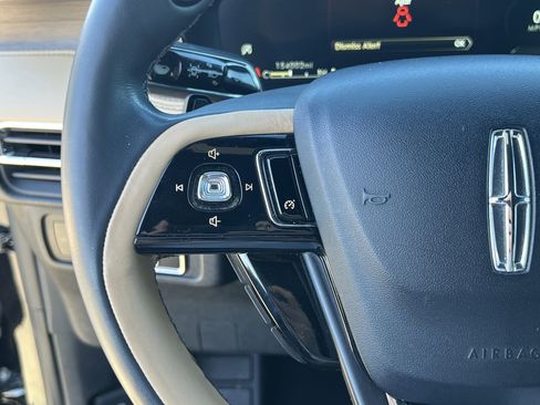 Used 2022 Lincoln Corsair Reserve w/ Elements Package image 33