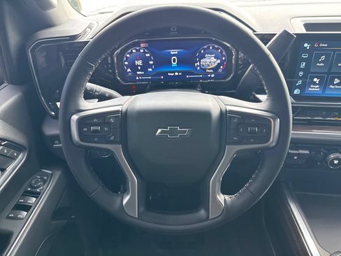 Used 2025 Chevrolet Silverado 2500 LT w/ Trail Boss Package AWD/4WD image 14