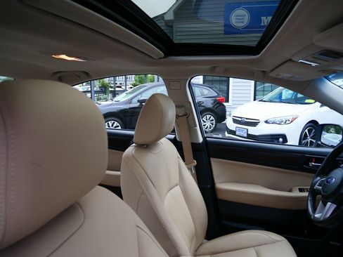 Used 2015 Subaru Legacy 2.5i Limited AWD/4WD image 28