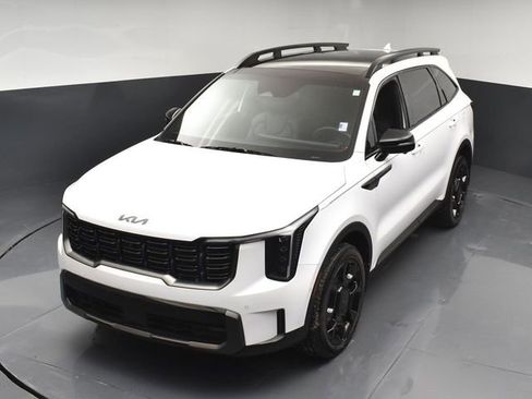 Certified 2025 Kia Sorento SX Prestige image 47