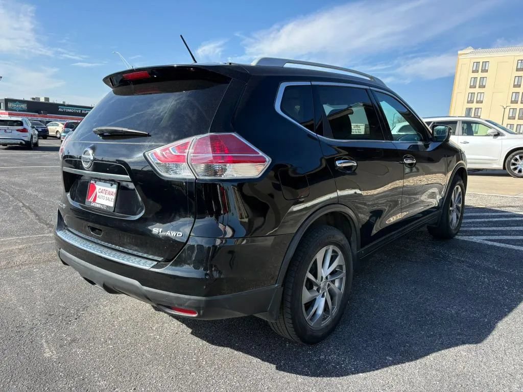 Used 2014 Nissan Rogue SL AWD/4WD image 5