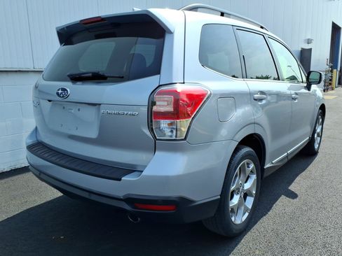 Used 2018 Subaru Forester 2.5i Touring AWD/4WD image 6