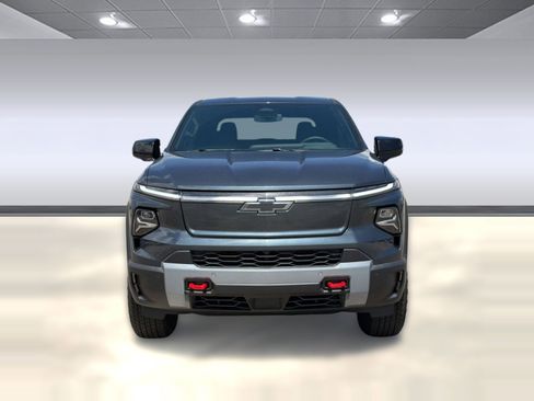 New 2026 Chevrolet Silverado EV Trail Boss w/ Plus Package AWD/4WD image 6