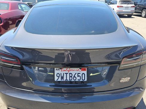 Used 2022 Tesla Model S Plaid AWD/4WD image 4