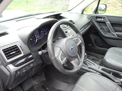 Used 2018 Subaru Forester 2.5i Touring w/ Popular Package #3B AWD/4WD image 15