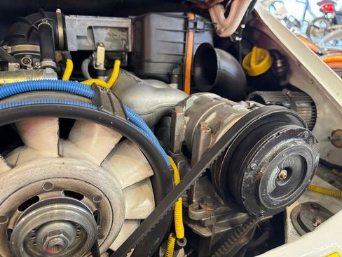 Used 1987 Porsche 911 Carrera image 33