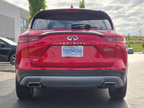 Used 2020 INFINITI QX50 Essential image 25