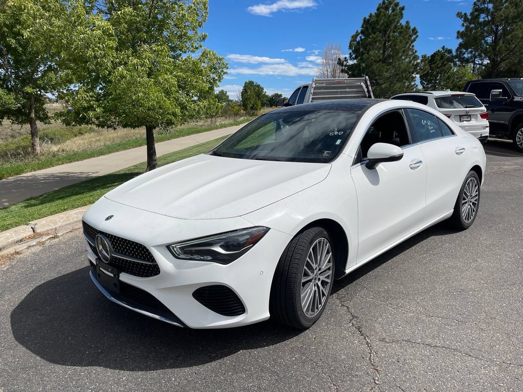 Used 2025 Mercedes-Benz CLA 250 4MATIC image 2