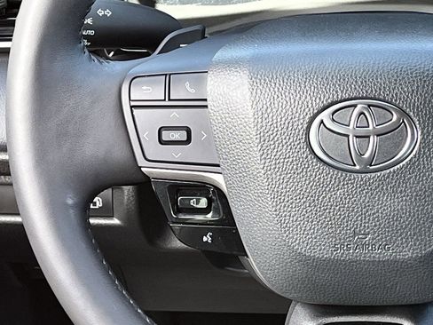 Used 2025 Toyota Camry XSE w/ Premium Package image 12