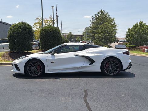 Used 2023 Chevrolet Corvette Stingray Premium Conv RWD image 10