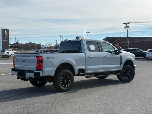 New 2026 Ford F250 XLT w/ XLT Premium Package AWD/4WD image 6