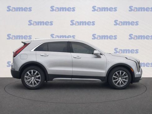 Used 2020 Cadillac XT4 Premium Luxury FWD image 8