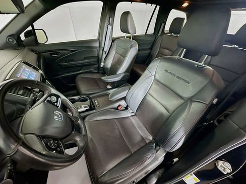 Used 2020 Honda Pilot Black Edition image 22