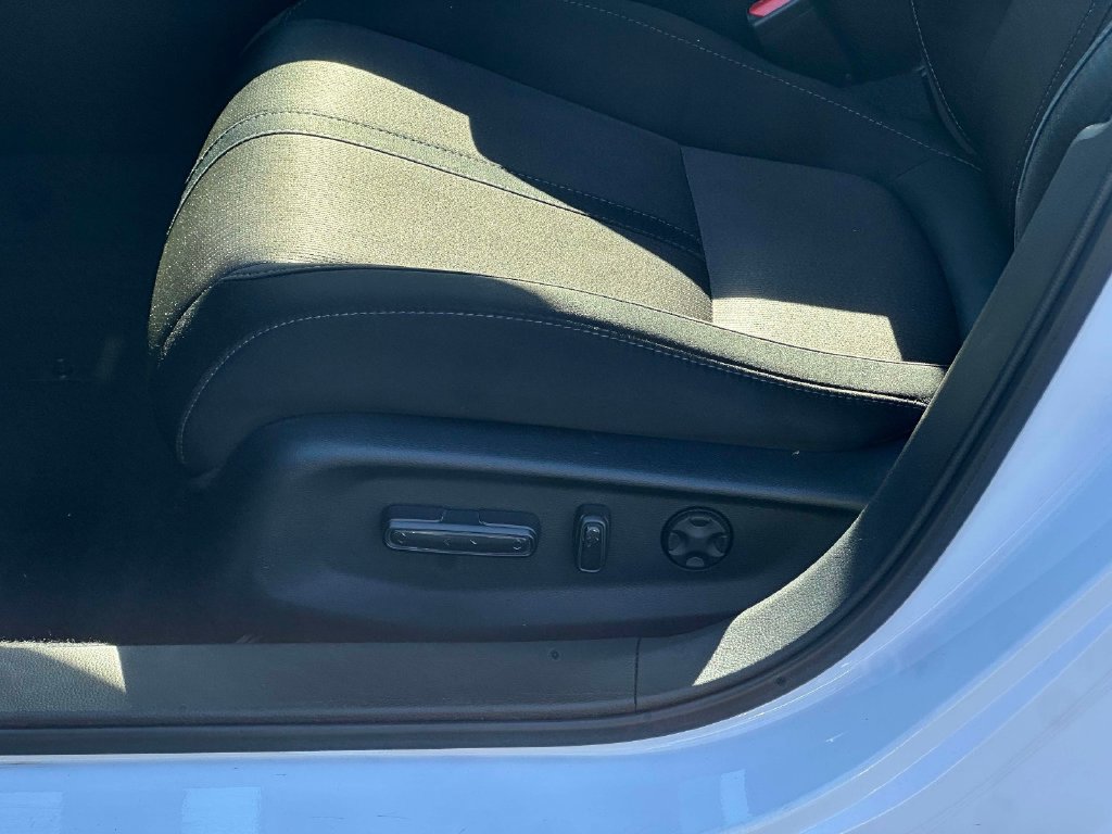 Used 2019 Honda Accord EX image 12