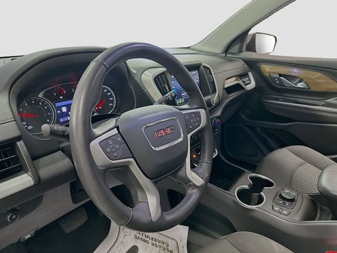 Used 2020 GMC Terrain SLE w/ Driver Convenience Package AWD/4WD image 13