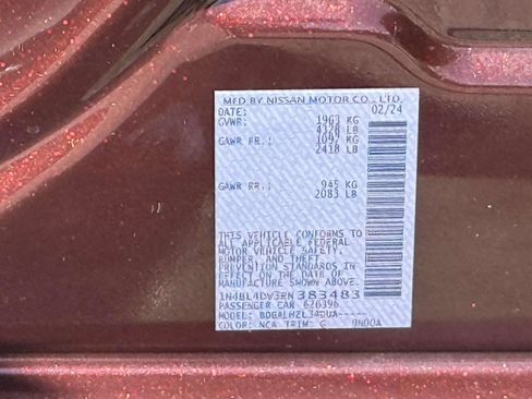 Used 2024 Nissan Altima 2.5 SV FWD image 24