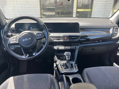 Used 2025 Kia Seltos S FWD image 33
