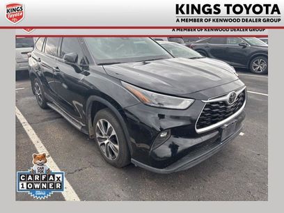 Used 2022 Toyota Highlander XLE