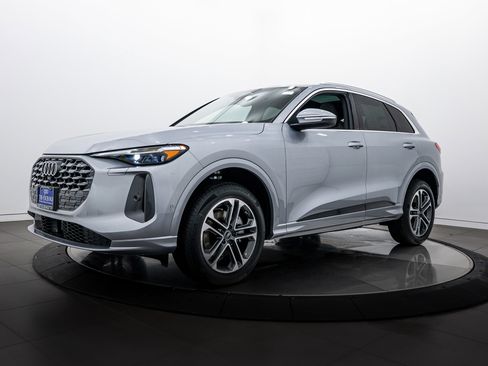 New 2025 Audi Q5 Premium Plus image 7