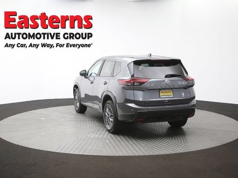 Used 2024 Nissan Rogue S AWD/4WD image 66