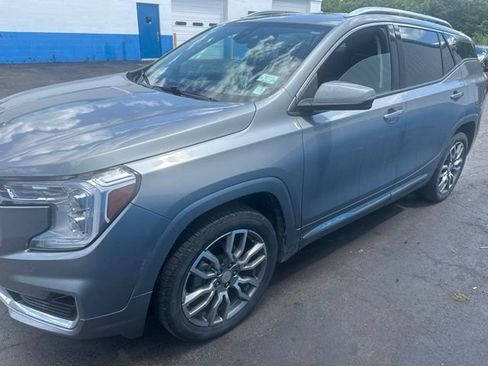 Used 2023 GMC Terrain Denali AWD/4WD image 4