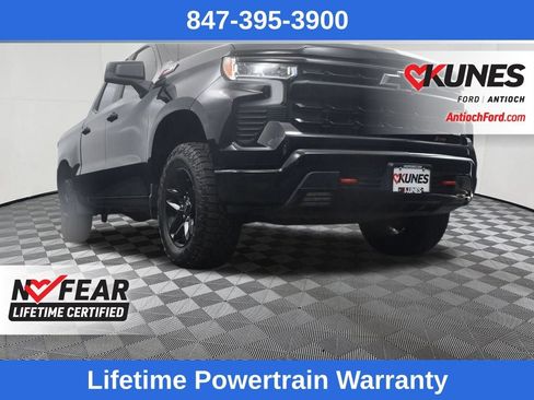 Used 2024 Chevrolet Silverado 1500 LT Trail Boss w/ Convenience Package II AWD/4WD image 38