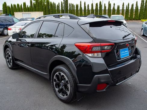 Used 2023 Subaru Crosstrek 2.0i Premium AWD/4WD image 10