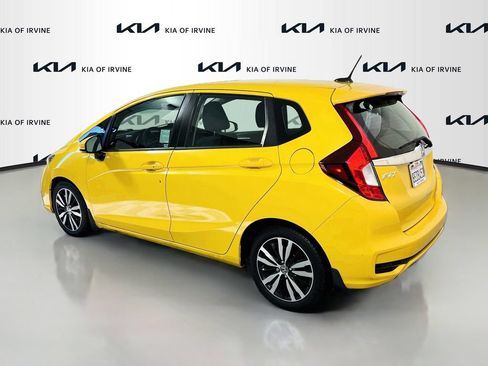 Used 2018 Honda Fit EX image 5