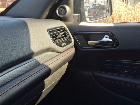 Used 2024 Dodge Durango GT image 30