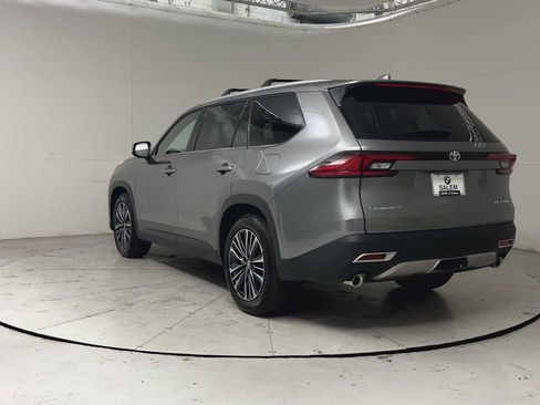 Used 2026 Toyota Grand Highlander AWD Hybrid image 7