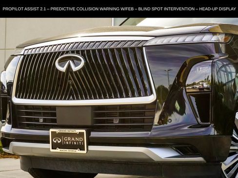 Certified 2025 INFINITI QX80 Sensory AWD/4WD image 2