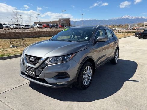 Used 2022 Nissan Rogue Sport SV AWD/4WD image 3