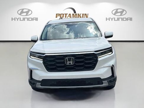Used 2025 Honda Pilot EX-L image 2