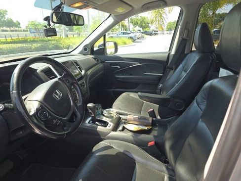 Used 2018 Honda Ridgeline RTL-T image 8