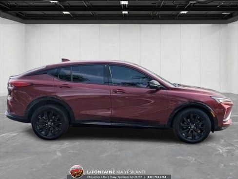 Used 2024 Buick Envista Sport Touring w/ Convenience I Package FWD image 6