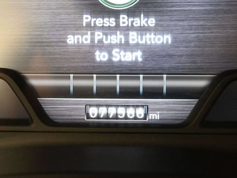 Used 2020 RAM 1500 Sport w/ Level 2 Equipment Goup w/2_L AWD/4WD image 4