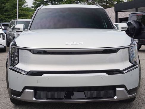 Used 2024 Kia EV9 Land AWD/4WD image 15