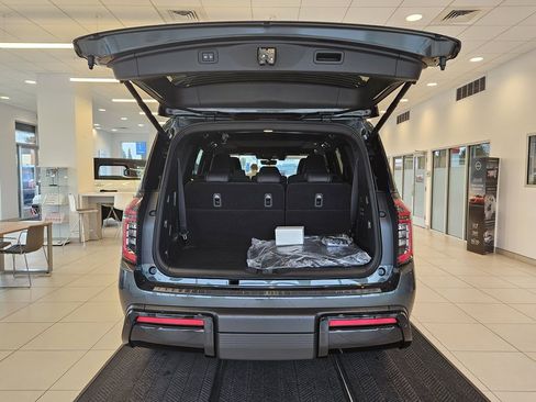 New 2026 Nissan Armada PRO-4X AWD/4WD image 9