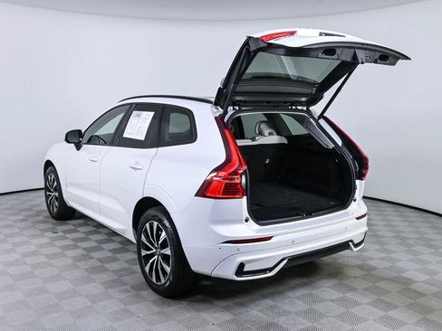 Used 2024 Volvo XC60 B5 Core AWD/4WD image 31